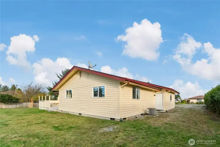 Comfortable year-round living with heat pump