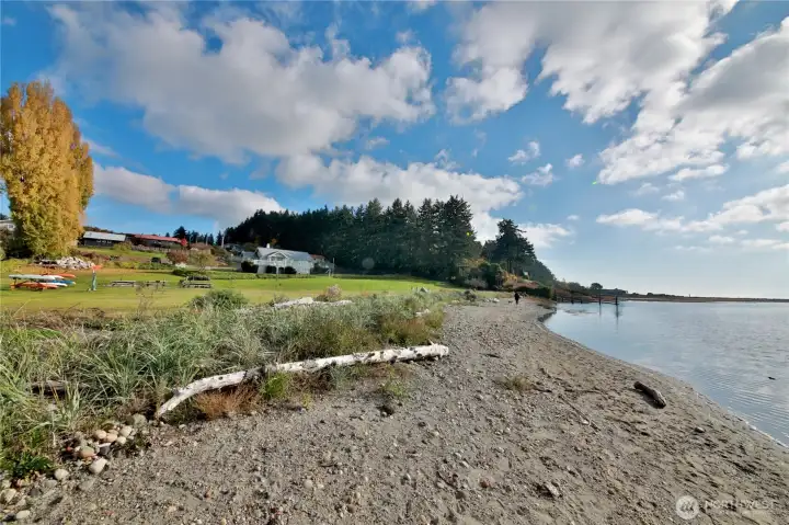 Sandy shores to walk and explore.