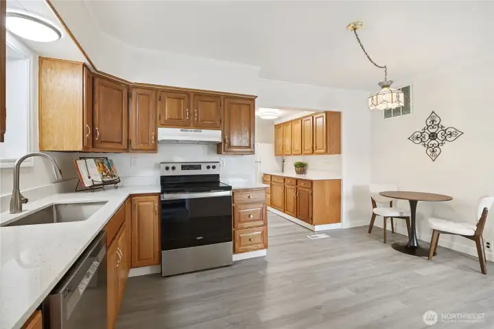 Additional area for a dining table in the kitchen.