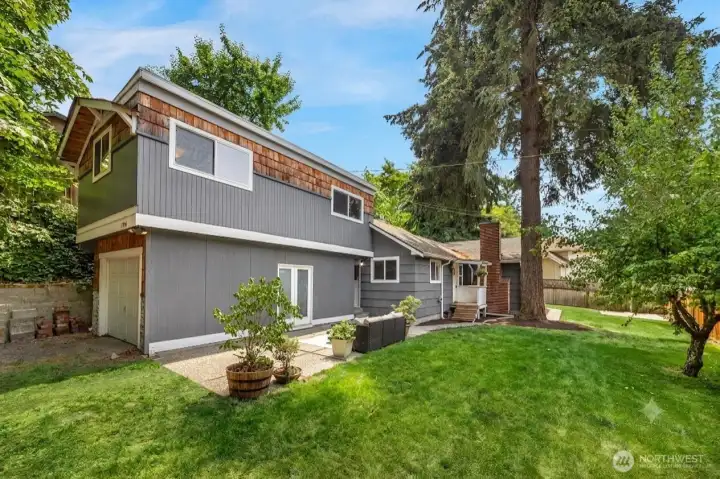 Welcome home! Serene outdoor living at its finest. Multiple spacious patio's, fully fenced, ready for your next gathering!