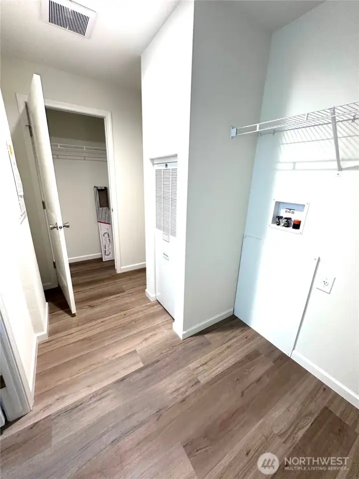 Laundry room storage