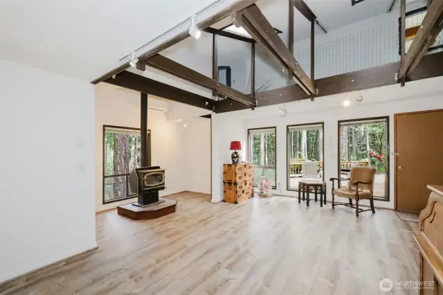 This versatile living room (2nd unit) offers endless possibilities—ideal as part of a duplex setup, a private guest retreat, or simply an additional space to relax, gather, and entertain.