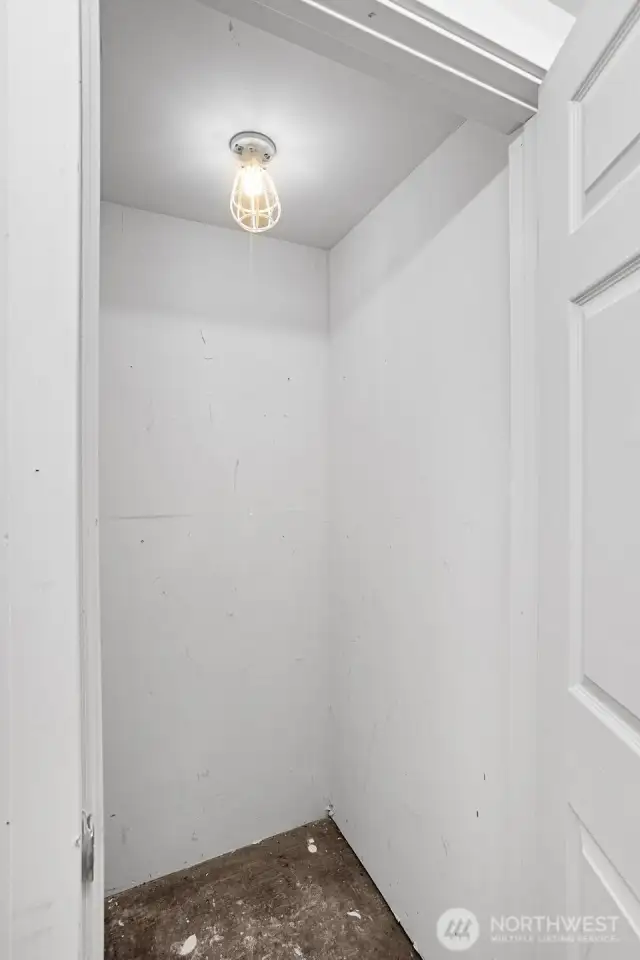 Storage locker - approximately 3' x 3'