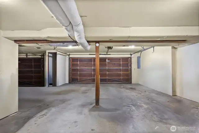 3 Car Garage