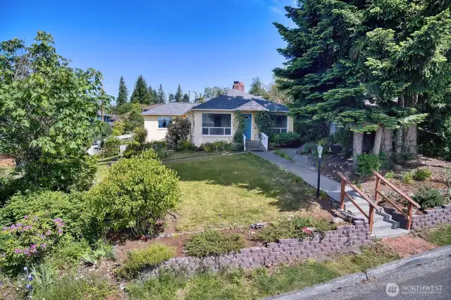 Privacy in a neighborhood? Yes, this home has it!