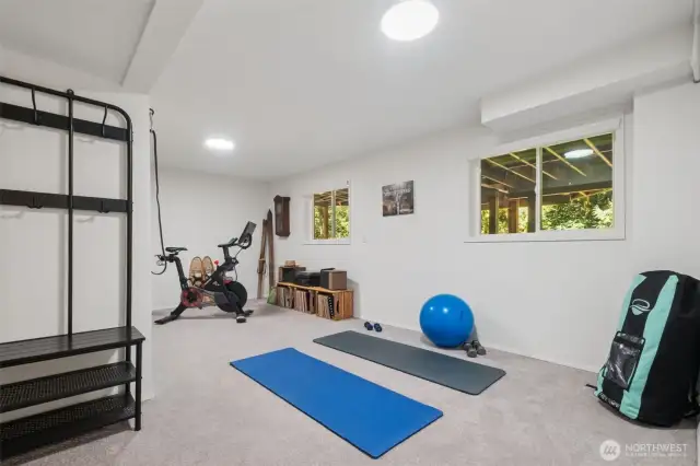 This bonus room can be used for workout, would make a great office, or with the addition of a small wall to provide privacy, would make a great 5th bedroom!