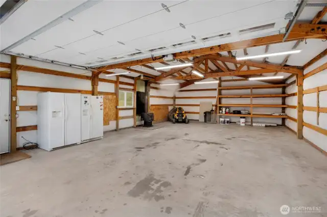 864 Sq Ft!