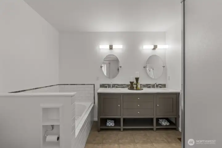 It also features a spa-like 5-piece bath with a jetted tub.