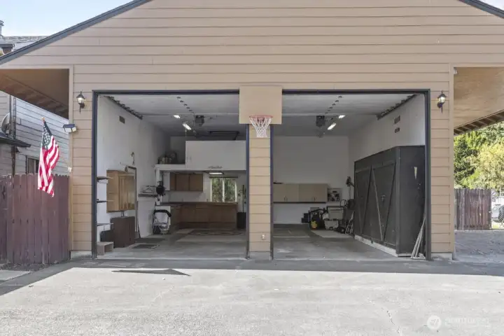 Extensive dual RV doors has room for those larger vehicles or toys.