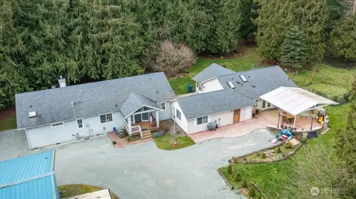 Aerial view of 2 ramblers (duplex) w/out a common wall. Great investment opportunity.