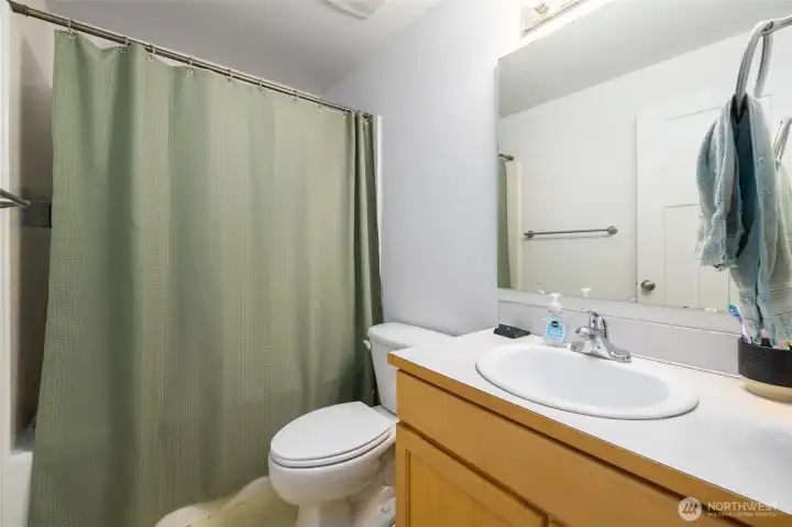 Full Bathroom Upstairs
