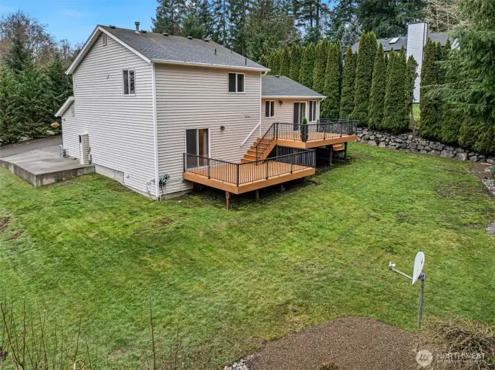 Wide view of back yard