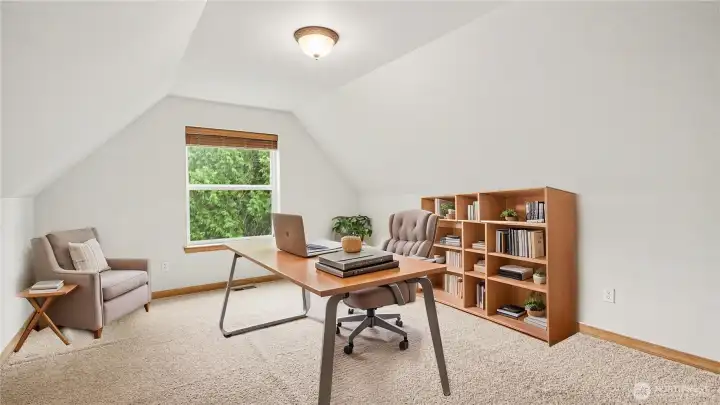 Flex space *Virtually Staged*