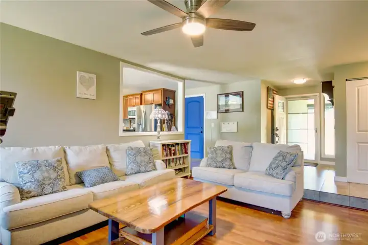This living area invites you to stay.