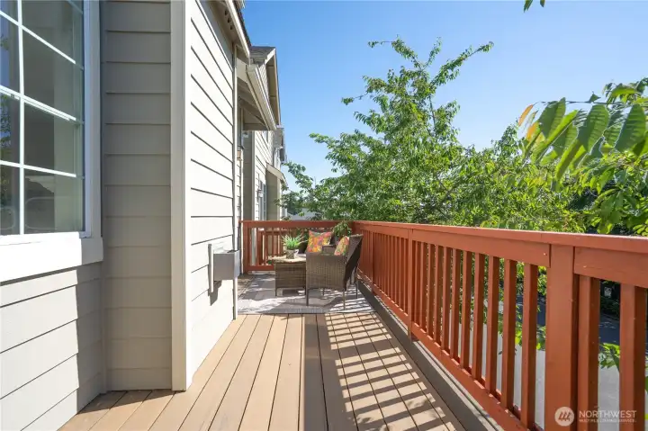 Beautifull deck with a view