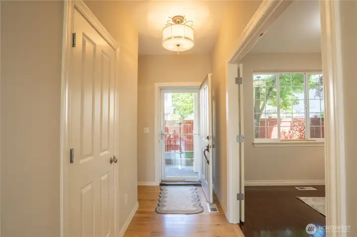 Entrance & Foyer