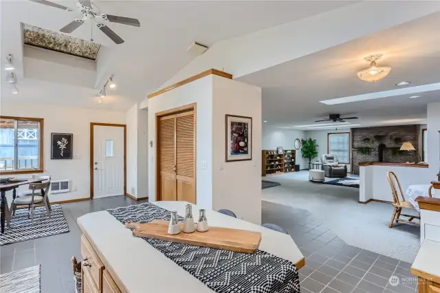 Vaulted ceilings in kitchen