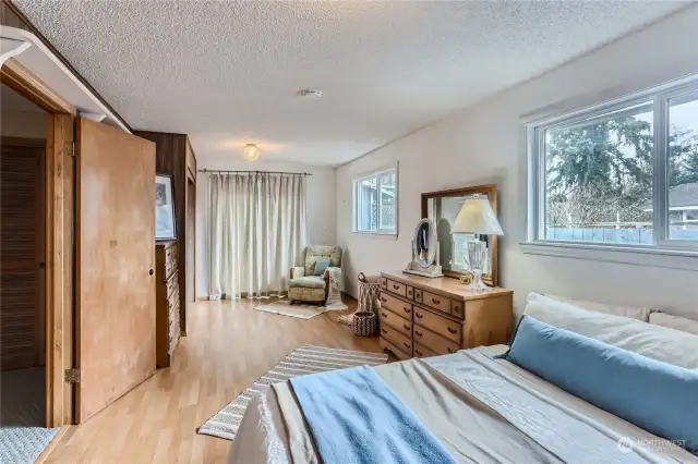 Large Primary bedroom