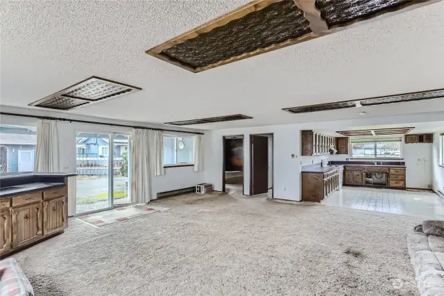 ADU 1 bedroom, 1 bathroom & full kitchen