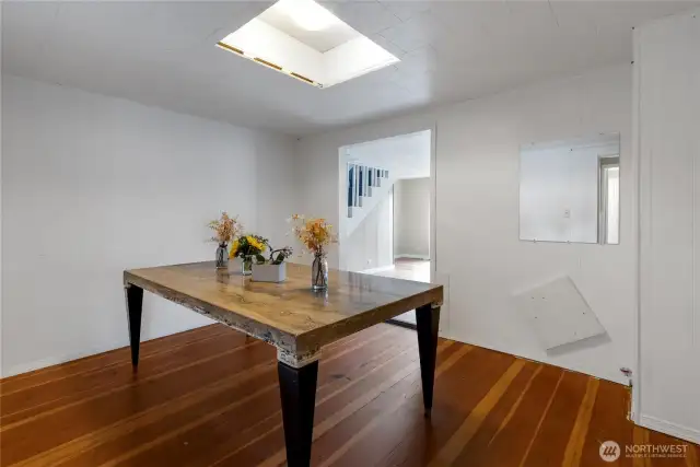 2nd Dining or Extra room