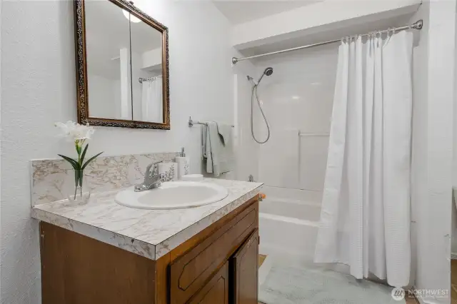 Large Bath!