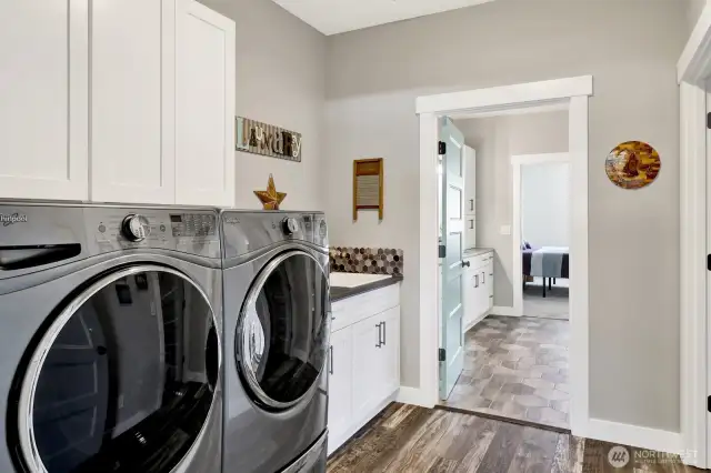 Laundry/Mud Room