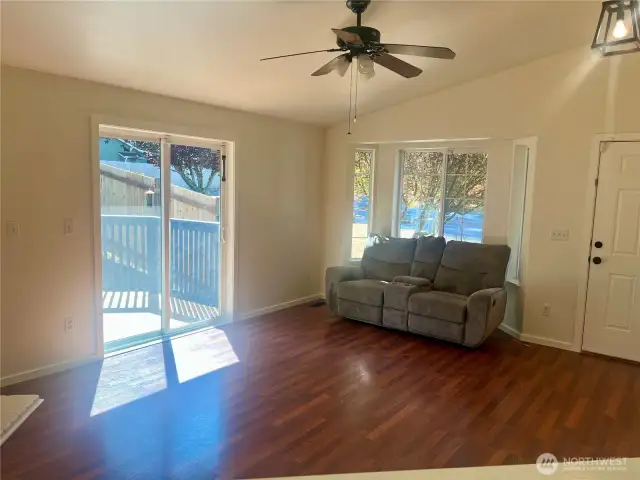 Light and bright front room