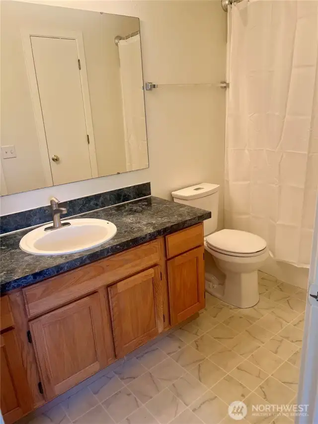 Primary bath