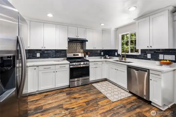 Kitchen with newer appliances