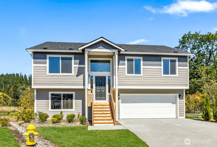 Photographs are for illustrative purposes only. Features, finishes, interior/exterior colors, landscaping and floorplan shown may vary from actual homes built.