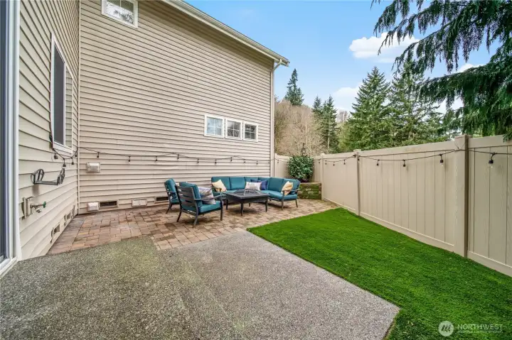 Fully Fenced Yard with Turf and Pavers