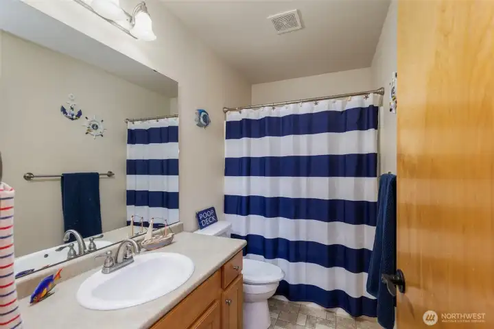 secondary   bath