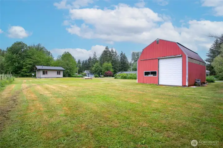 shop/barn