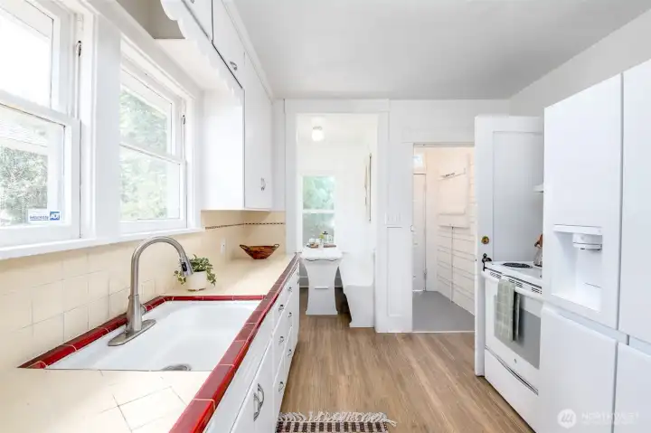 You will love these with vintage tiled countertops! You will love these with vintage tiled countertops!