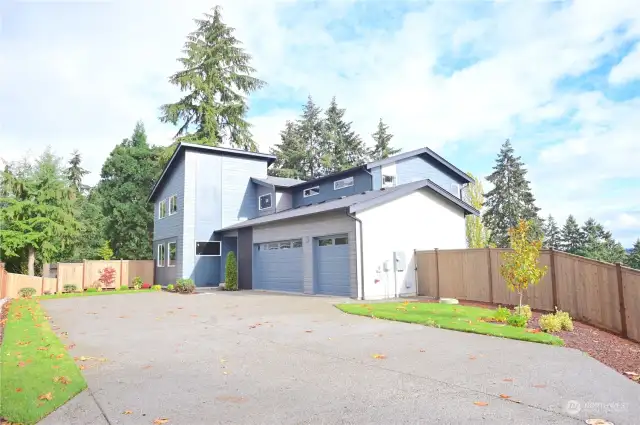 Expansive driveway and 3 car garage!