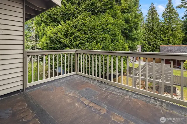 upper deck off the upstairs family room.