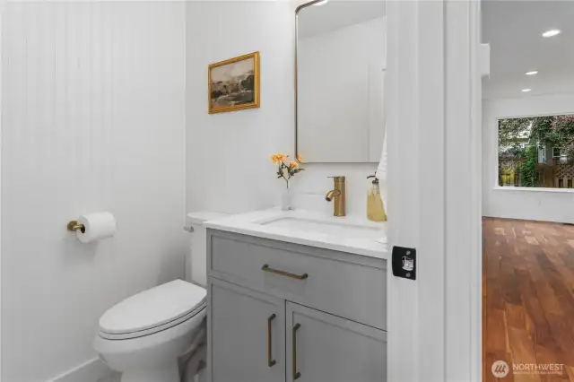 1/2 bath off kitchen