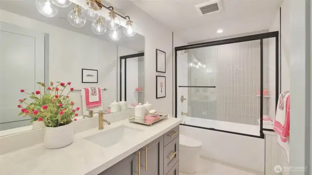Second full bath on the upper level.