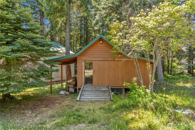Bunk house/outbuilding