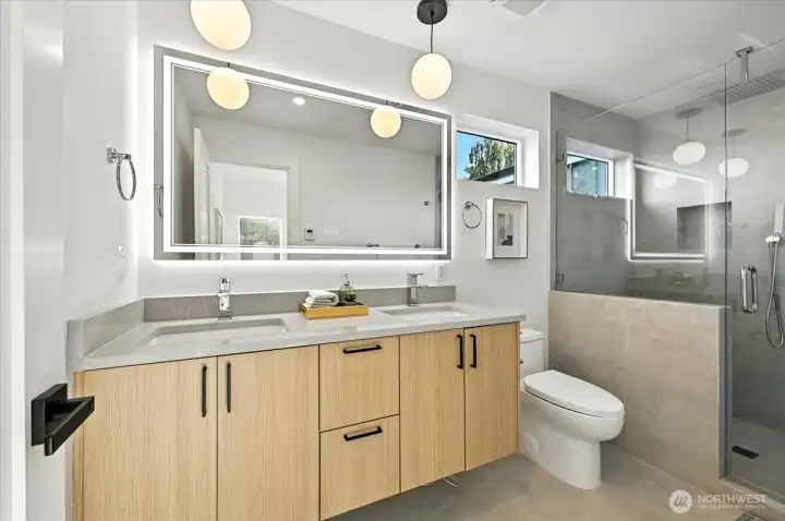 Luxurious Primary Bath