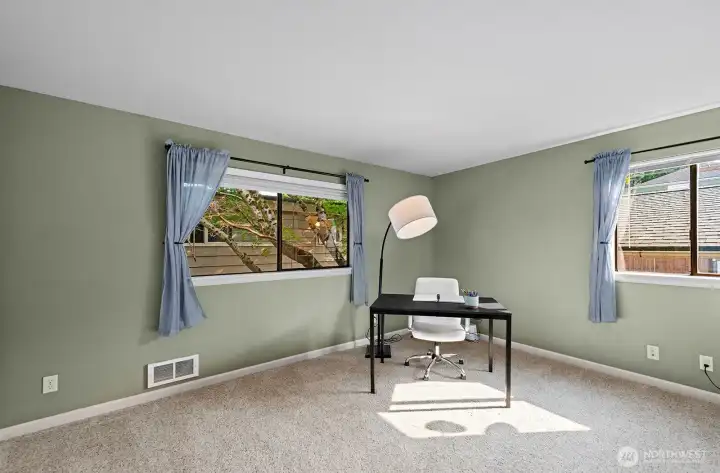 Second bedroom.