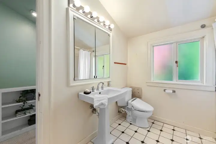 Upstairs bathroom