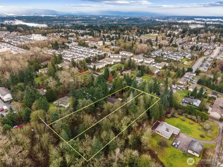 Zoning allows subdivision and multiple homes to be built