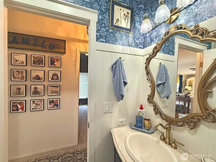 Main full hallway bathroom, updated, with built-in, view towards hallway