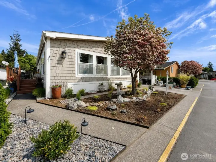 3 bedroom, 2 bathroom, New updated exterior, landscaping,pink dogwood, curb appeal Pam Crisp Realtor