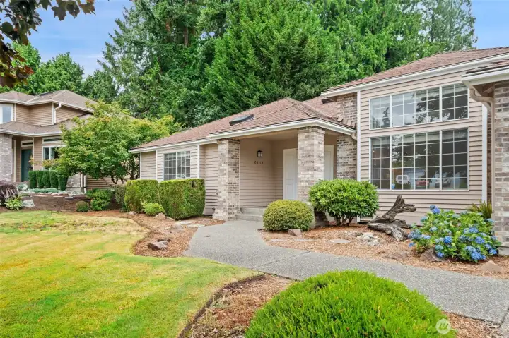 Gracious Entry to 20312 131st Pl SE - Kent