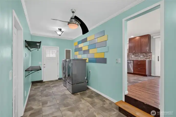 spacious laundry room spacious laundry room