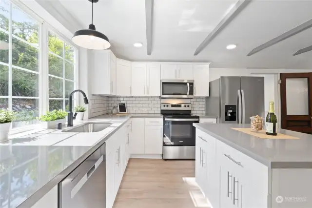 Newly updated kitchen.  Tastefully designed and ready for a chef's creations.