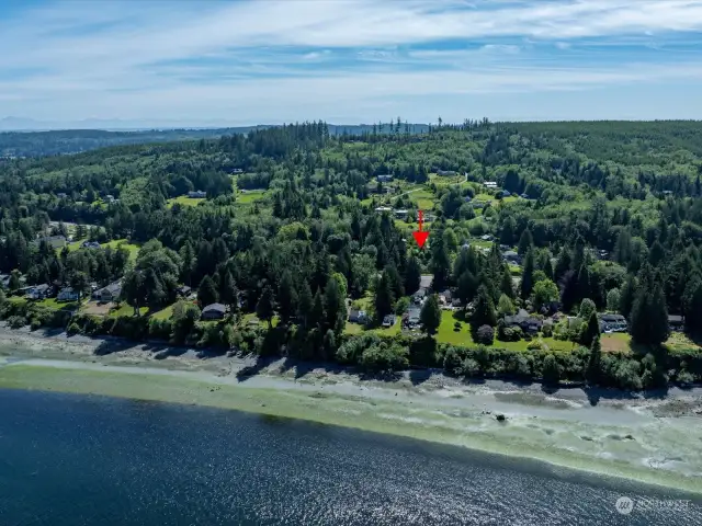 Minutes to the beach or Port Gamble Forest Heritage Park for a bike ride.