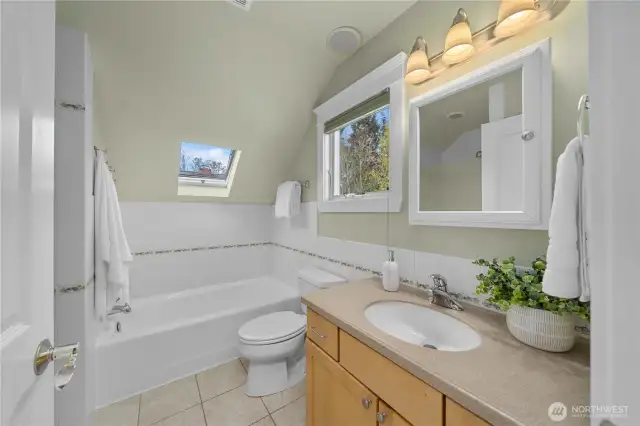 fFour-piece primary bathroom